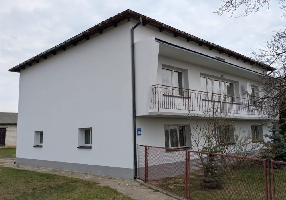 08dc23b2-d665-42d5-823a-0a0413179f73